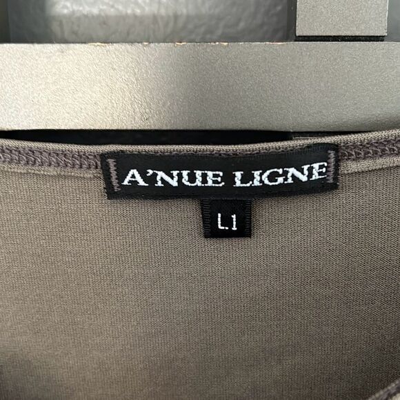 A'nue Ligne taupe ruched Neck top sleeveless stretch fabric size L1 - Picture 3 of 4